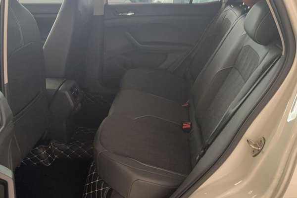 Volkswagen T-Cross 2021, за 12343 USD - фото 14