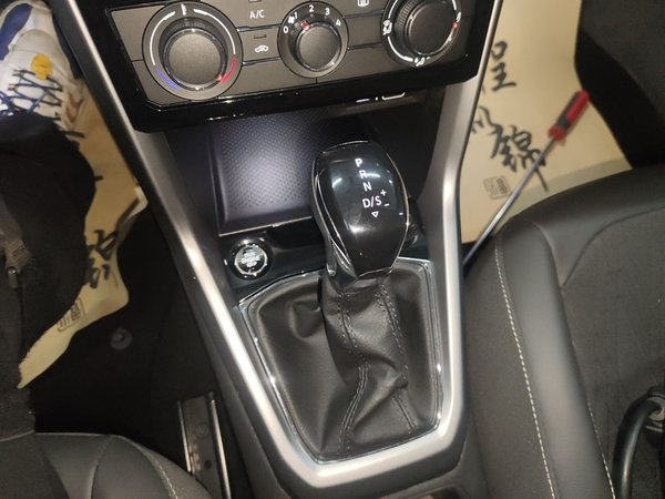 Volkswagen T-Cross 2021, 34900 км, за 10784 USD - фото 17