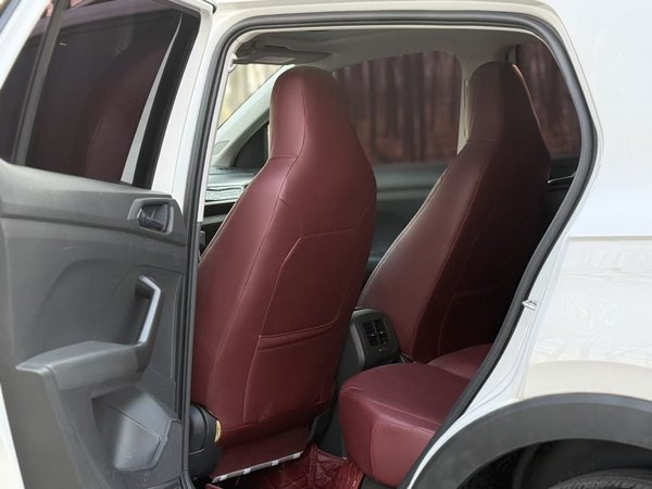 Volkswagen T-Cross 2021, 35400 км, за 12058 USD - фото 25