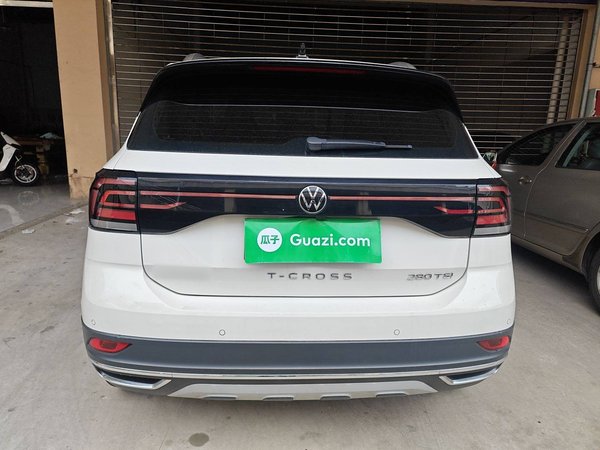 Volkswagen T-Cross 2021, 40300 км, за 10094 USD