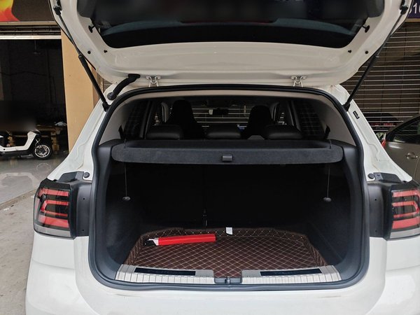 Volkswagen T-Cross 2021, 40300 км, за 10094 USD - фото 22