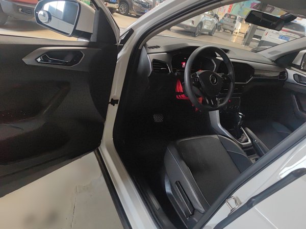 Volkswagen T-Cross 2022, 40400 км, за 12568 USD - фото 21