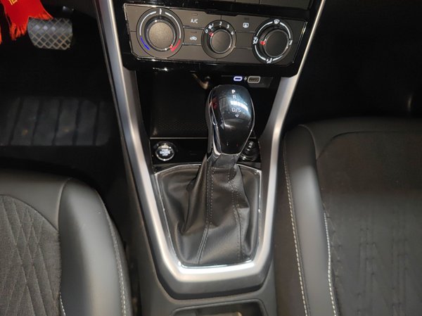 Volkswagen T-Cross 2022, 40400 км, за 12568 USD - фото 15