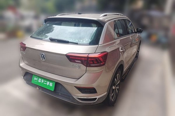 Volkswagen T-ROC 2018, 69300 км, за 8540 USD - фото 6