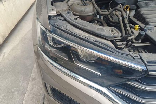 Volkswagen T-ROC 2018, 69300 км, за 8540 USD - фото 7