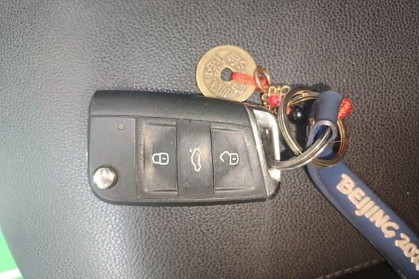 Volkswagen T-ROC 2018, 69300 км, за 8540 USD - фото 20