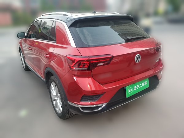 Volkswagen T-ROC 2018, 128000 км, за 8361 USD