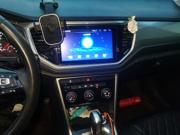 Volkswagen T-ROC 2018, 128000 км, за 8361 USD - фото 12