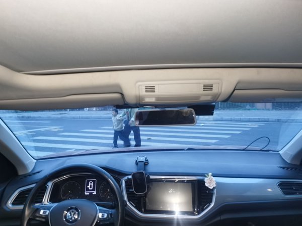 Volkswagen T-ROC 2018, 128000 км, за 8361 USD - фото 18