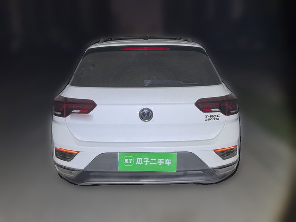 Volkswagen T-ROC 2018, 120000 км, за 8493 USD