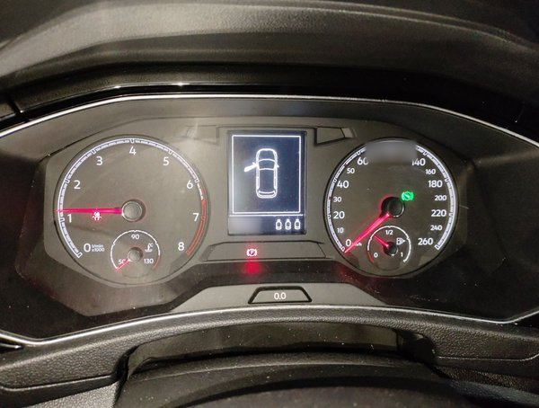 Volkswagen T-ROC 2018, 131800 км, за 9043 USD - фото 10