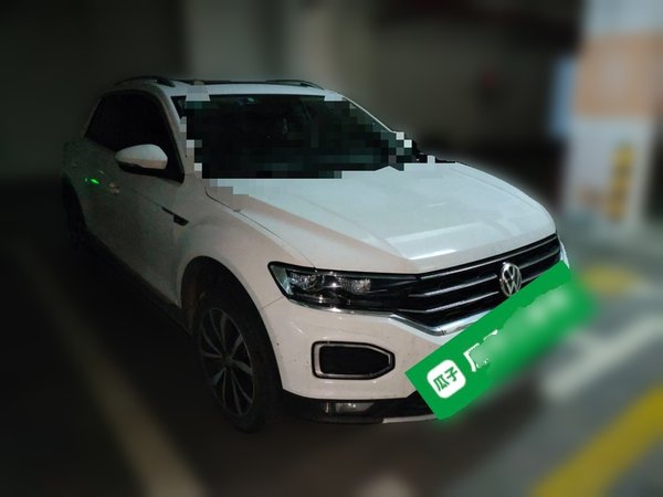 Volkswagen T-ROC 2018, 131800 км, за 9043 USD