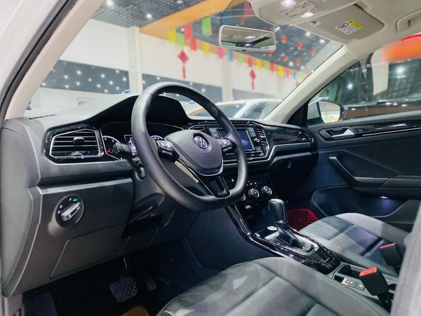 Volkswagen T-ROC 2018, 38600 км, за 11125 USD - фото 14