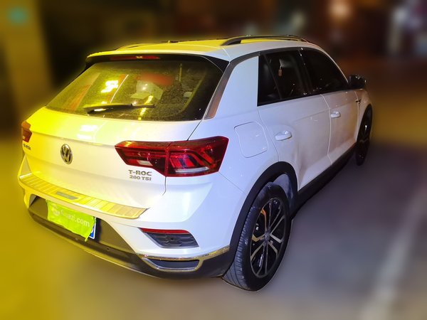 Volkswagen T-ROC 2018, 43400 км, за 10310 USD