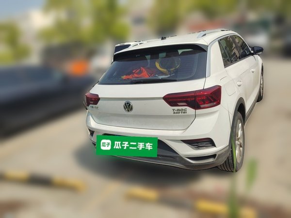 Volkswagen T-ROC 2018, 92000 км, за 8970 USD