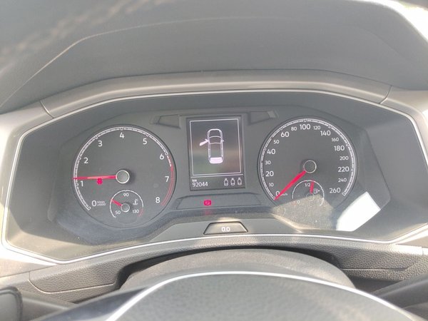 Volkswagen T-ROC 2018, 92000 км, за 8970 USD - фото 10