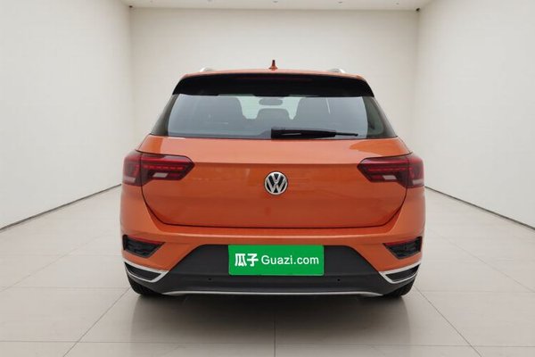 Volkswagen T-ROC 2018, 163900 км, за 9997 USD
