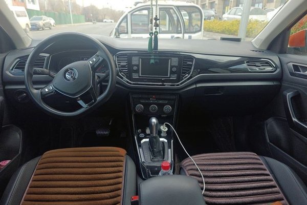 Volkswagen T-ROC 2018, 163900 км, за 9997 USD - фото 18
