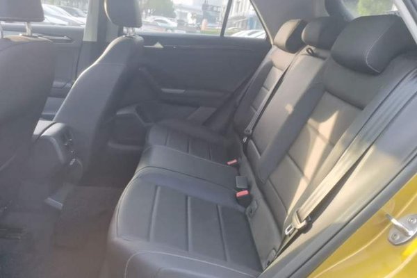 Volkswagen T-ROC 2018, 68000 км, за 10555 USD