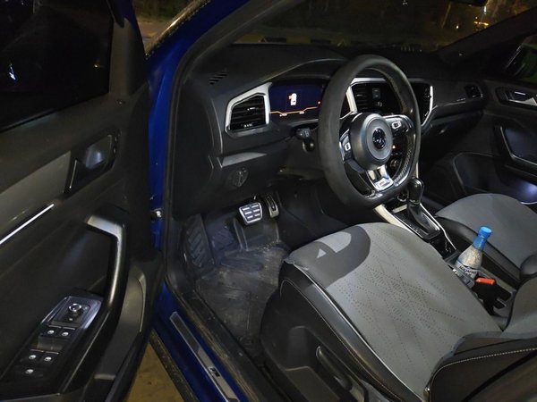 Volkswagen T-ROC 2019, 48600 км, за 10277 USD - фото 17