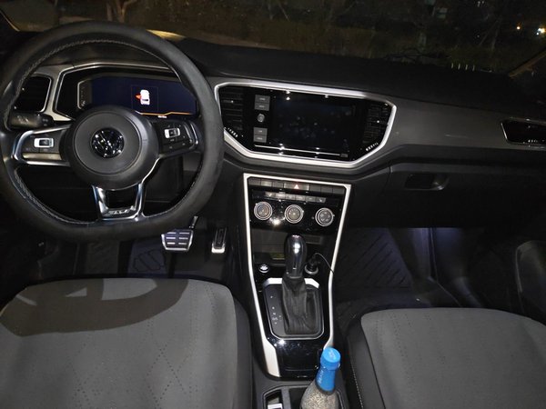 Volkswagen T-ROC 2019, 48600 км, за 10277 USD - фото 10