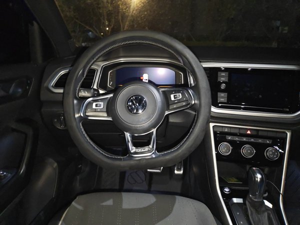 Volkswagen T-ROC 2019, 48600 км, за 10277 USD - фото 11