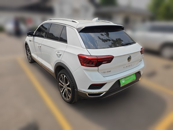 Volkswagen T-ROC 2019, 75300 км, за 11023 USD