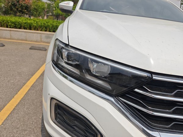 Volkswagen T-ROC 2019, 75300 км, за 11023 USD - фото 7