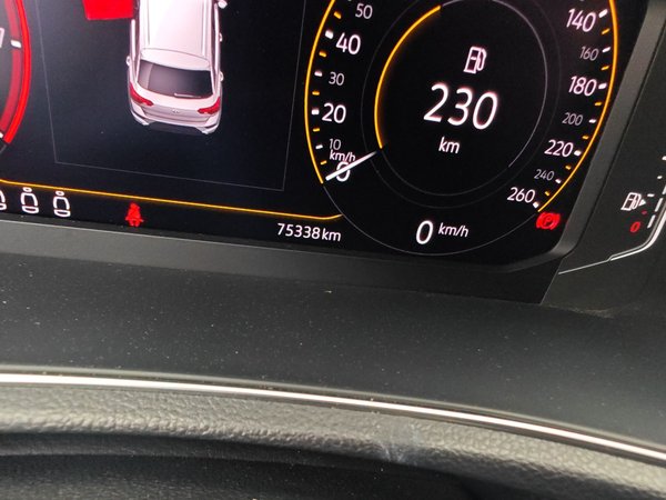 Volkswagen T-ROC 2019, 75300 км, за 11023 USD - фото 11