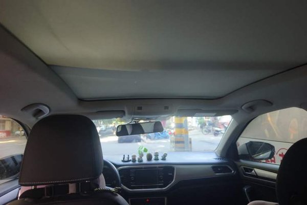 Volkswagen T-ROC 2019, 89900 км, за 9364 USD - фото 15