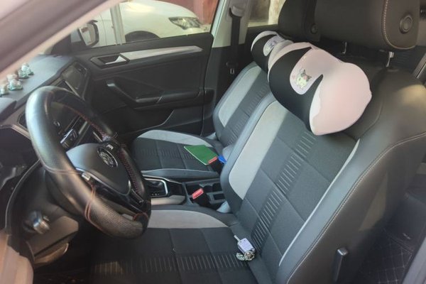 Volkswagen T-ROC 2019, 89900 км, за 9364 USD - фото 12