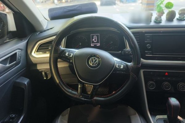 Volkswagen T-ROC 2019, 89900 км, за 9364 USD - фото 7