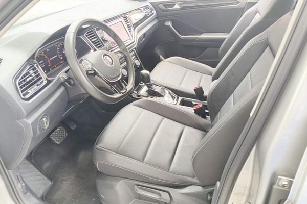 Volkswagen T-ROC 2020, 79200 км, за 11127 USD - фото 17