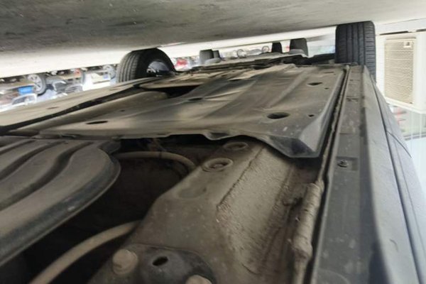 Volkswagen T-ROC 2020, 79200 км, за 11127 USD - фото 25