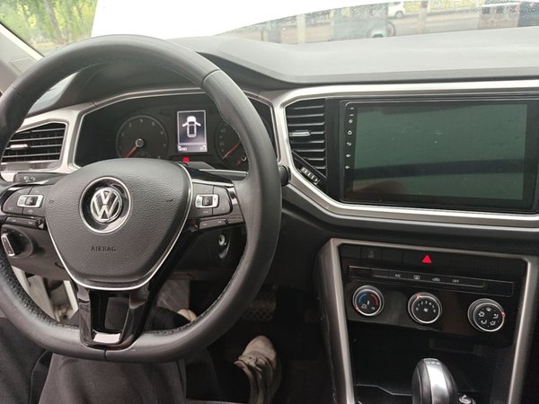 Volkswagen T-ROC 2020, 58300 км, за 11226 USD - фото 13