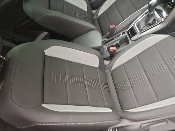 Volkswagen T-ROC 2020, 58300 км, за 11226 USD - фото 23