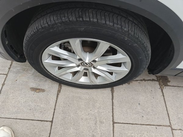 Volkswagen T-ROC 2020, 58300 км, за 11226 USD - фото 8