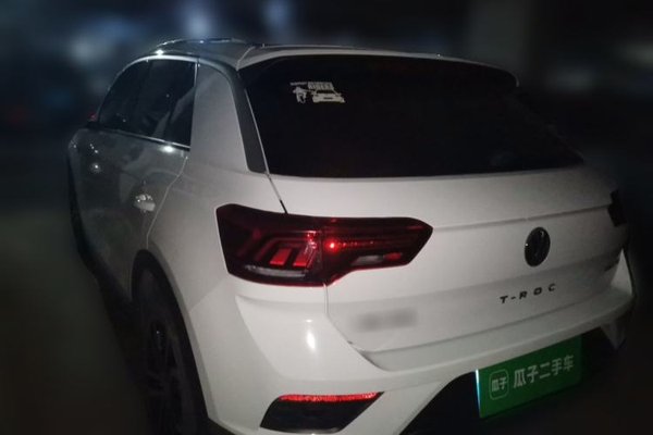 Volkswagen T-ROC 2020, 72600 км, за 11092 USD