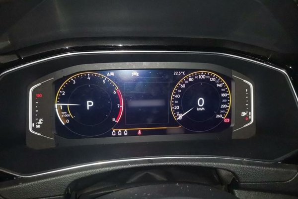 Volkswagen T-ROC 2020, 72600 км, за 11092 USD - фото 10
