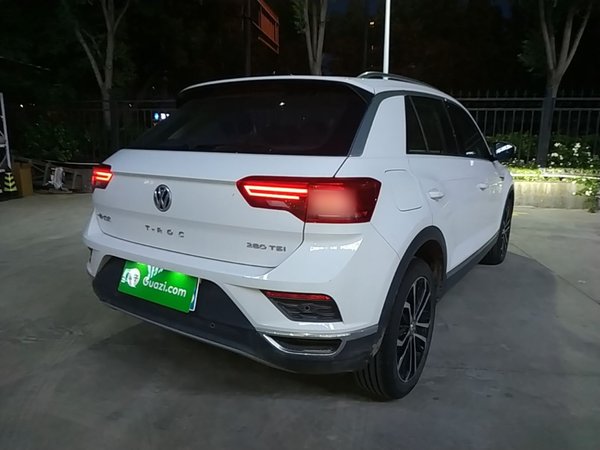 Volkswagen T-ROC 2020, 75900 км, за 12854 USD - фото 6