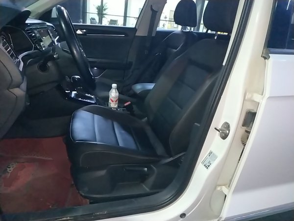 Volkswagen T-ROC 2020, 75900 км, за 12854 USD - фото 18