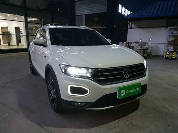 Volkswagen T-ROC 2020, 75900 км, за 12854 USD