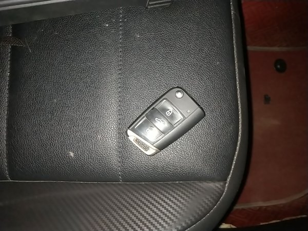 Volkswagen T-ROC 2020, 75900 км, за 12854 USD - фото 12