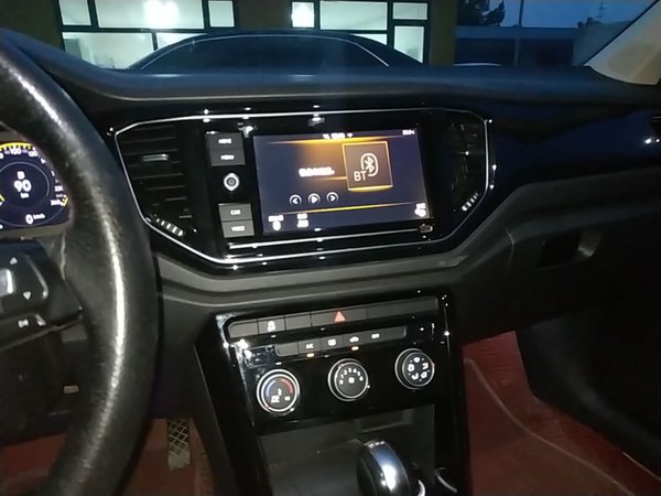 Volkswagen T-ROC 2020, 75900 км, за 12854 USD - фото 16