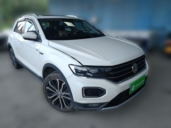 Volkswagen T-ROC 2020, 82700 км, за 8051 USD