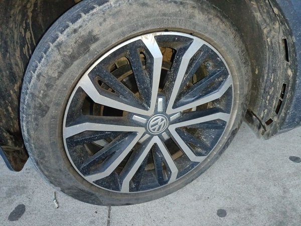 Volkswagen T-ROC 2020, 82700 км, за 8051 USD - фото 8