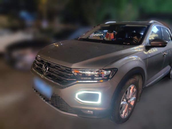 Volkswagen T-ROC · 2021 год
