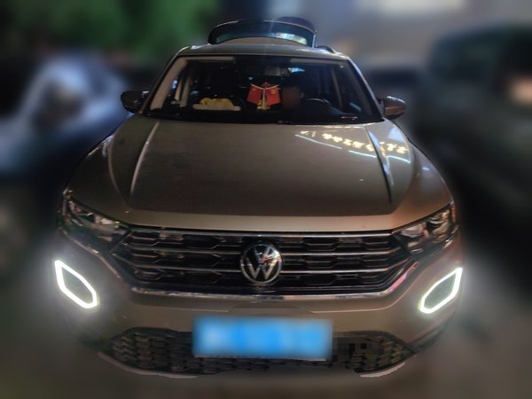 Volkswagen T-ROC 2021, 83699 км, за 10204 USD