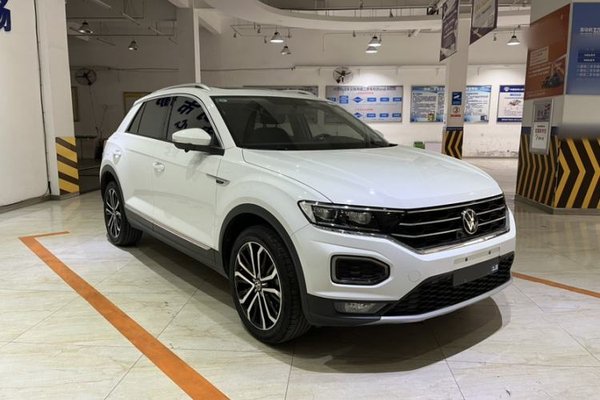 Volkswagen T-ROC 2021, 19700 км, за 17589 USD