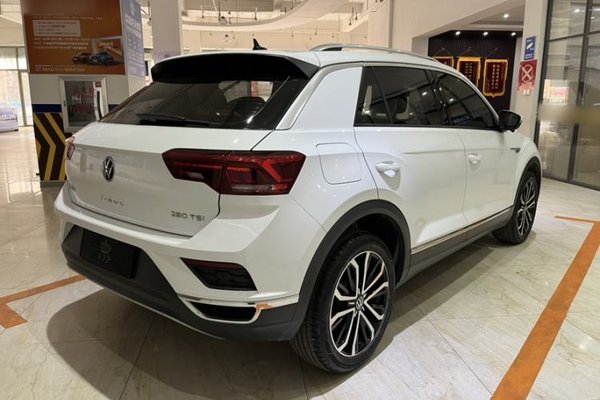 Volkswagen T-ROC 2021, 19700 км, за 17589 USD - фото 7